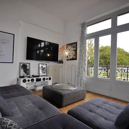Apartman Hermitageb02 *
